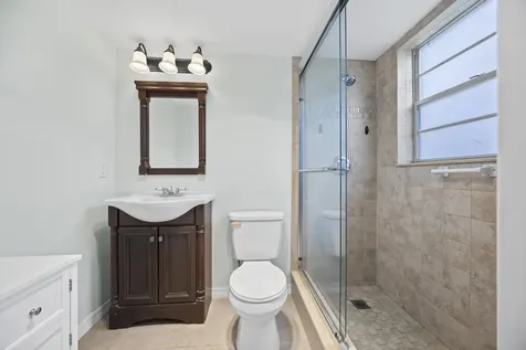 144 Canterbury F West Palm Beach FL 33417