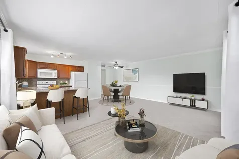144 Canterbury F West Palm Beach FL 33417