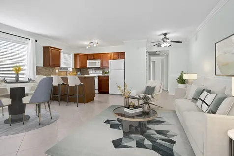 144 Canterbury F West Palm Beach FL 33417