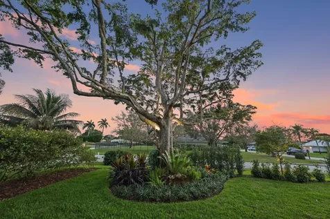 4545 S Lake Drive Boynton Beach FL 33436