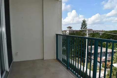 1238 Hillsboro Mile Hillsboro Beach FL 33062