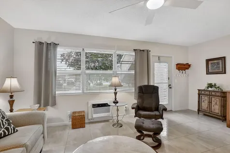 438 Tilford U Deerfield Beach FL 33442