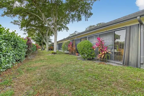 5782 Brook Bound Lane Boynton Beach FL 33437