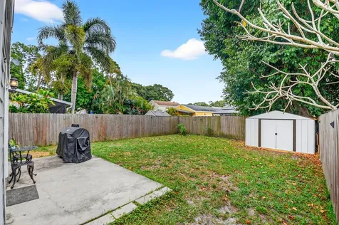 5812 Thisledown Court West Palm Beach FL 33415