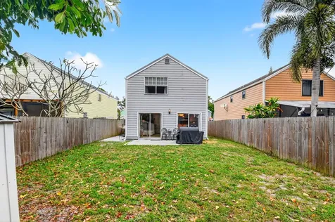 5812 Thisledown Court West Palm Beach FL 33415