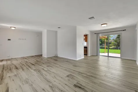 254 Nw 11th Avenue Boca Raton FL 33486