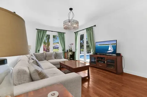 10900 Haydn Drive Boca Raton FL 33498