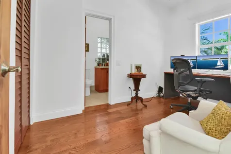 10900 Haydn Drive Boca Raton FL 33498