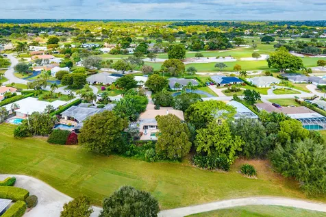 416 S Country Club Drive Atlantis FL 33462