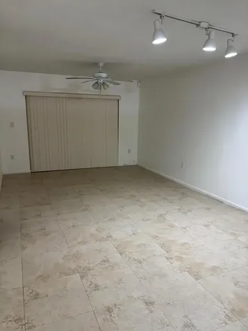 9959 Nob Hill Place Sunrise FL 33351
