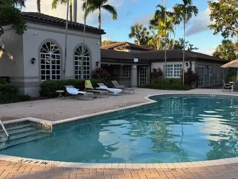 9959 Nob Hill Place Sunrise FL 33351