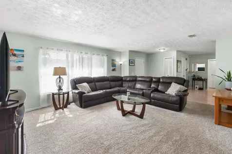 507 Nw Azalea Avenue Port Saint Lucie FL 34983