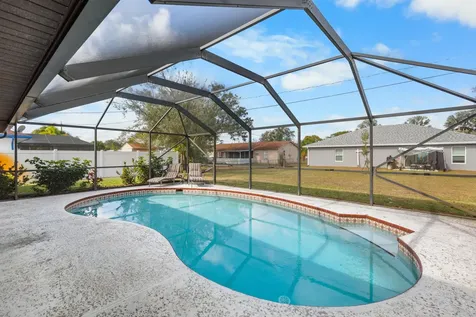 507 Nw Azalea Avenue Port Saint Lucie FL 34983