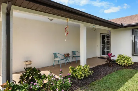 507 Nw Azalea Avenue Port Saint Lucie FL 34983