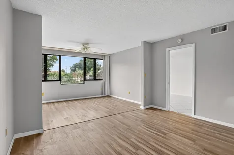 10837 W Clairmont Circle Tamarac FL 33321