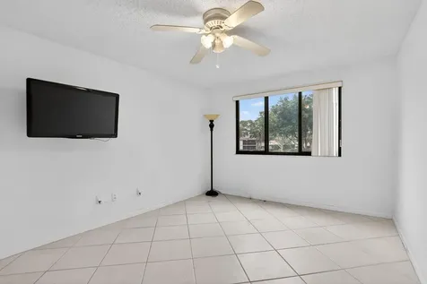 10837 W Clairmont Circle Tamarac FL 33321
