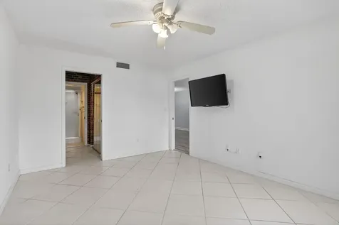10837 W Clairmont Circle Tamarac FL 33321
