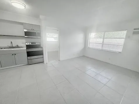 531 S C Street Lake Worth Beach FL 33460