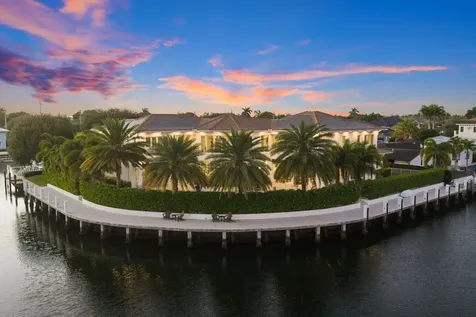3700 Ne 24th Avenue Lighthouse Point FL 33064
