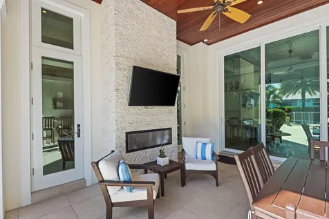 3700 Ne 24th Avenue Lighthouse Point FL 33064
