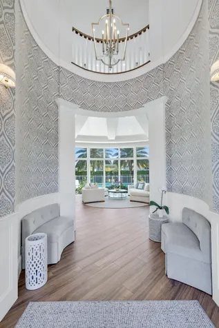 3700 Ne 24th Avenue Lighthouse Point FL 33064