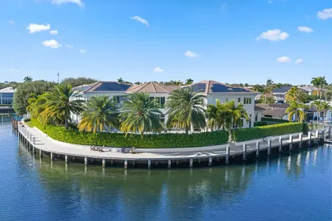 3700 Ne 24th Avenue Lighthouse Point FL 33064