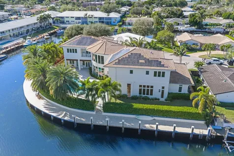 3700 Ne 24th Avenue Lighthouse Point FL 33064