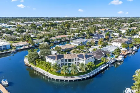 3700 Ne 24th Avenue Lighthouse Point FL 33064