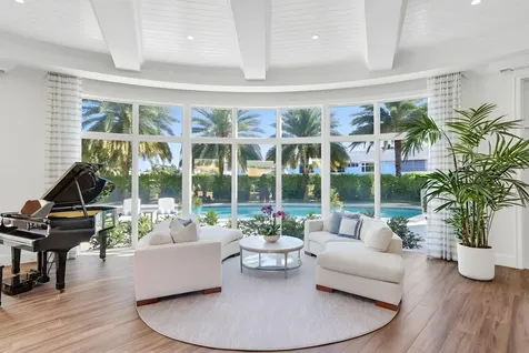 3700 Ne 24th Avenue Lighthouse Point FL 33064