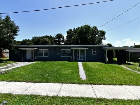 902 S 15th S Street Fort Pierce FL 34950