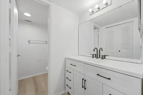 1536 Se Royal Green Circle Port Saint Lucie FL 34952