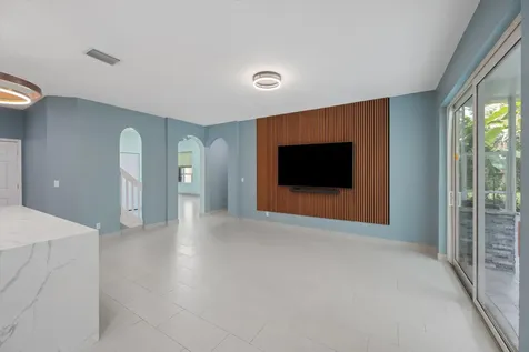1222 Rose Gate Boulevard Riviera Beach FL 33404