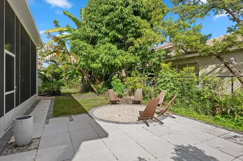 1222 Rose Gate Boulevard Riviera Beach FL 33404