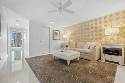2100 S Ocean Boulevard Palm Beach FL 33480