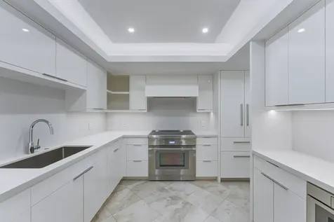 100 Worth Avenue Palm Beach FL 33480