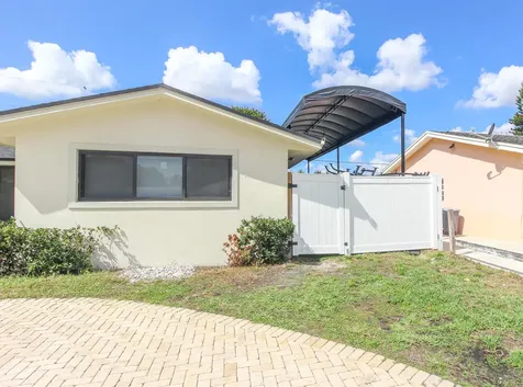 1283 Wynnewood Drive Drive West Palm Beach FL 33417