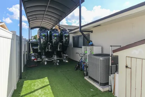 1283 Wynnewood Drive Drive West Palm Beach FL 33417
