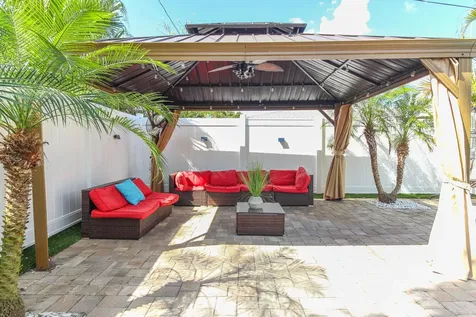 1283 Wynnewood Drive Drive West Palm Beach FL 33417