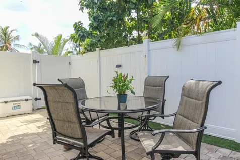 1283 Wynnewood Drive Drive West Palm Beach FL 33417