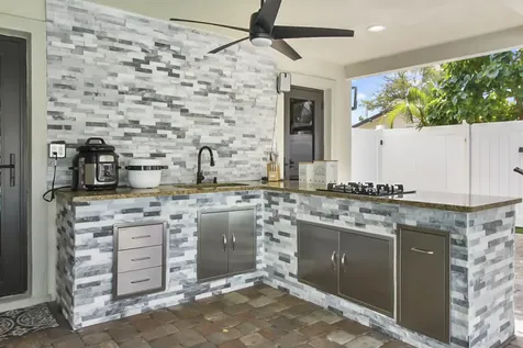 1283 Wynnewood Drive Drive West Palm Beach FL 33417