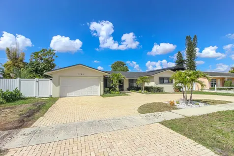 1283 Wynnewood Drive Drive West Palm Beach FL 33417