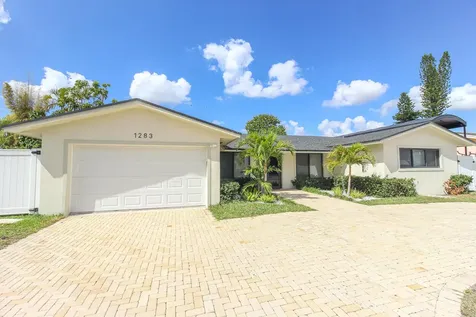 1283 Wynnewood Drive Drive West Palm Beach FL 33417