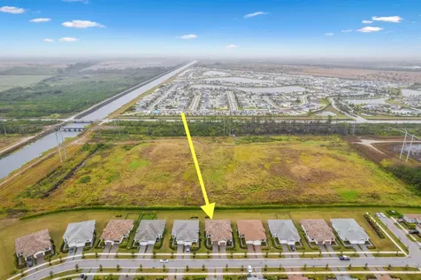 27064 Sw Viterbo Way Port Saint Lucie FL 34986
