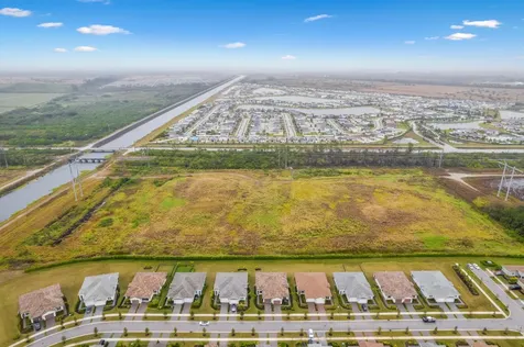 27064 Sw Viterbo Way Port Saint Lucie FL 34986