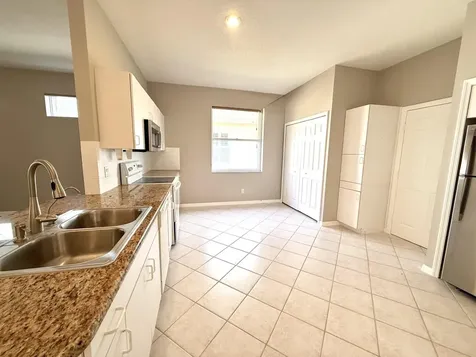 988 Nw Tuscany Drive Port Saint Lucie FL 34986