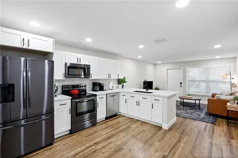2446/2456 SW Hideaway Stuart FL 34994