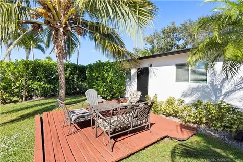 2446/2456 SW Hideaway Stuart FL 34994