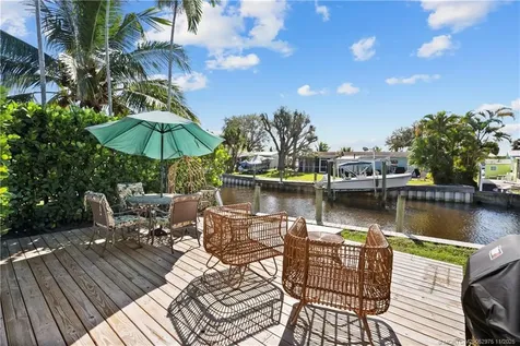 2446/2456 SW Hideaway Stuart FL 34994