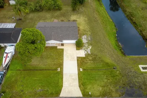 2799 Sw Savona Boulevard Port Saint Lucie FL 34953