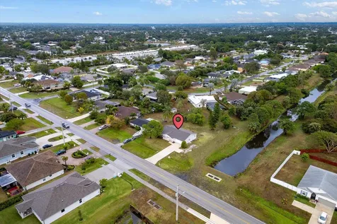 2799 Sw Savona Boulevard Port Saint Lucie FL 34953